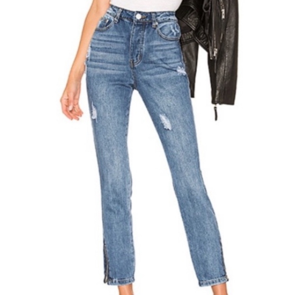 3/$15 SUPERDOWN Gigi distressed denim jeans